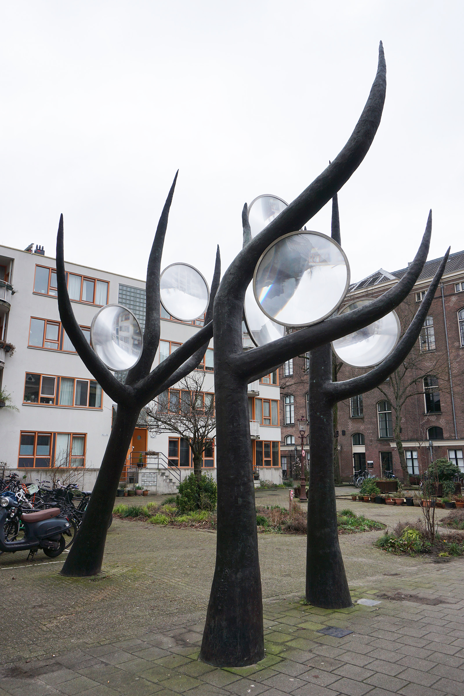 The Lens Trees, Binnengasthuisterrein, Amsterdam by Thom Puckey